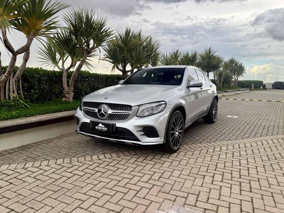 MERCEDES-BENZ GLC 250 2.0 CGI GASOLINA COUPÉ 4MATIC 9G-TRONIC